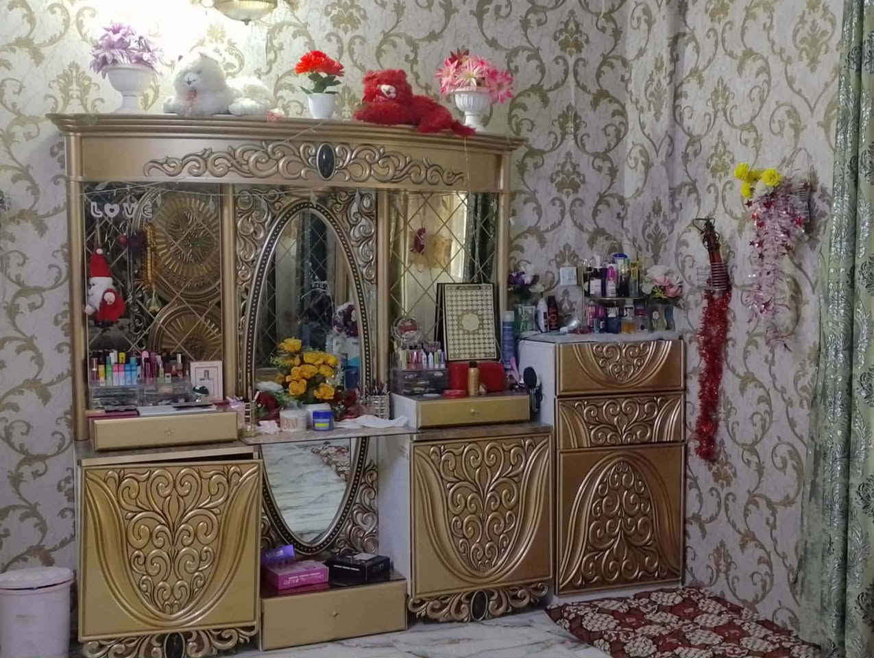 السلام عليكم غرفه تركيه ملكيه.
نضيفه بيها ضرر قليل السعر 800وبيها مجال قليل 
العنوان اليوسفية


**إذا كنت صاحب هذا الإعلان وتريد حذفه لأي سبب، رجاءا أرسل رسالة إلى الدعم الفني**