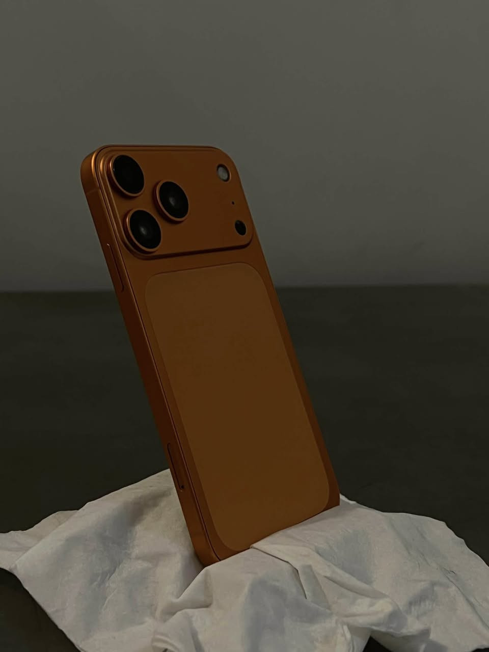 ايفون 11عادي محور تحوير كامل 17برو ماكس
الذاكرة 265  المكان بغداد الدورة السعر ٢٥٠ الف للشراي ***********
