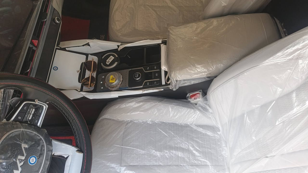 سورنتو 2025 رقم بغداد ضمان المجموعة الدوليه
سياره 4سلندر 
7راكب
ويل 20
كير ماوس بردات
سياره مكفوله كفاله عامه 
ناصريه مركز 
***********
السعر305
