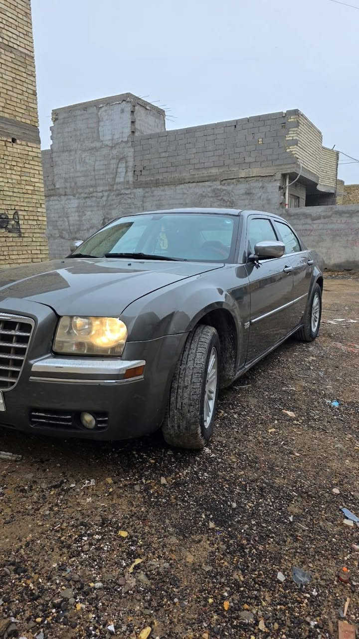 أوباما 8 رقم اربيل بسمي تحويل أو وكاله بيه قطعتين صبغ وقطعتين جراد كير مكين اكسل حداديه اماميه وخلفية تخم تاير صار سبوع من شاده مكينه. 5%3السعر 108وبيه مجال  مكان بغداد ***********.  ***********
