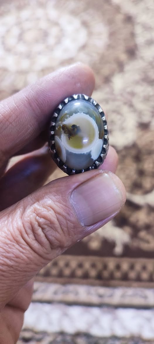 سلام عليكم محبس سليماني حجر قديم ذمه سعر 75 قفل اتصل ***********
