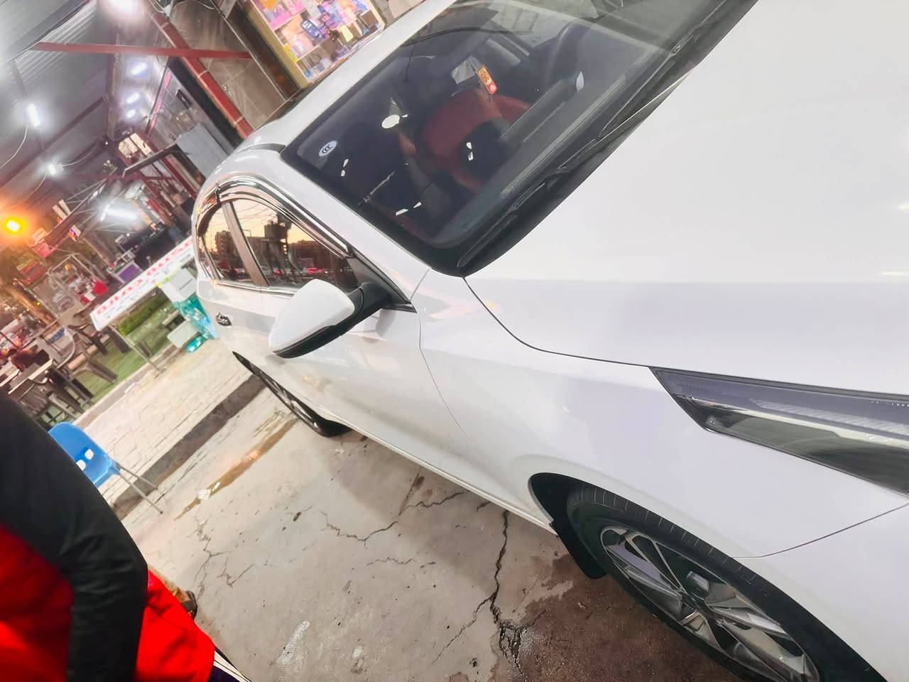 🚘 Kia K3 2024 | فول مواصفات 🔥

💵 السعر:  138$ (يُرجى التأكد من السعر)

━━━━━━━━━━━━━━━━━━

🔰 معلومات السيارة
🚗 النوع: Kia K3
📅 الموديل: 2024
⚙️ المحرك: 1500 CC (4 سلندر)
🛣️ المسافة: 13,000 كم فقط
🪪 الرقم: أربيل
❤️ الداخل: جلد أحمر

━━━━━━━━━━━━━━━━━━

✨ المواصفات
✔️ فتحة سقف
✔️ فرش جلد فاخر
✔️ 6 Airbags
✔️ شاشة لمس + كاميرا خلفية
✔️ بصمة تشغيل + بصمة أبواب
✔️ مكيف Touch
✔️ تحكم بالمقود
✔️ Full LED
✔️ مرايا كهربائية طي
✔️ حساسات 360°
✔️ مانع انزلاق (TCS)
✔️ Auto Hold
✔️ Electronic Parking Brake (EPB)

━━━━━━━━━━━━━━━━━━

📍 الموقع: بغداد – الكاظمية

📞 للاستفسار :
***********

🚘 Kia K3 2024 | فول مواصفات 🔥

💵 السعر: 140$ (يُرجى التأكد من السعر)

━━━━━━━━━━━━━━━━━━

🔰 معلومات السيارة
🚗 النوع: Kia K3
📅 الموديل: 2024
⚙️ المحرك: 1500 CC (4 سلندر)
🛣️ المسافة: 11,000 كم فقط
🪪 الرقم: أربيل
❤️ الداخل: جلد أحمر

━━━━━━━━━━━━━━━━━━

✨ المواصفات
✔️ فتحة سقف
✔️ فرش جلد فاخر
✔️ 6 Airbags
✔️ شاشة لمس + كاميرا خلفية
✔️ بصمة تشغيل + بصمة أبواب
✔️ مكيف Touch
✔️ تحكم بالمقود
✔️ Full LED
✔️ مرايا كهربائية طي
✔️ حساسات 360°
✔️ مانع انزلاق (TCS)
✔️ Auto Hold
✔️ Electronic Parking Brake (EPB)

━━━━━━━━━━━━━━━━━━

📍 الموقع: بغداد – الكاظمية

📞 للاستفسار :
***********
