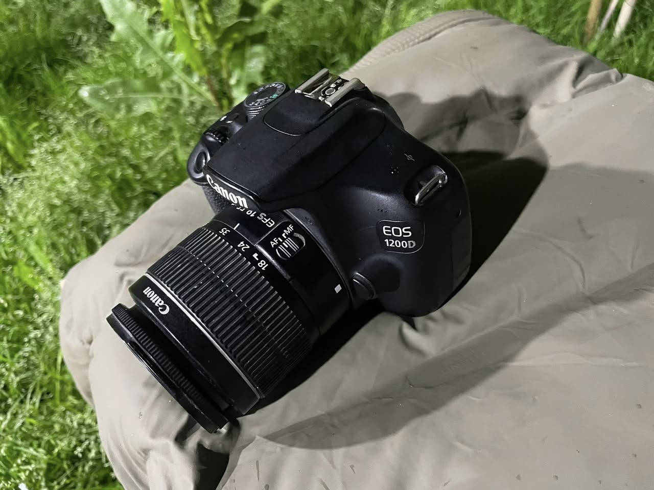 للبيع كانون
Canon1200   EOS

الملحقات 

عدسة 55.18 اوتو فوكس 

رام SD الأصلي وكاله

شاحنه

بطاريه 

جنطة درع ضد الكسر

حزام كتف

 

الكامرا نظافة 100% جديده مستخدمه سبوع واحد فقط

المكان بغداد للاستفسار اكثر التواصل السعر خاص او الاتصال ***********
