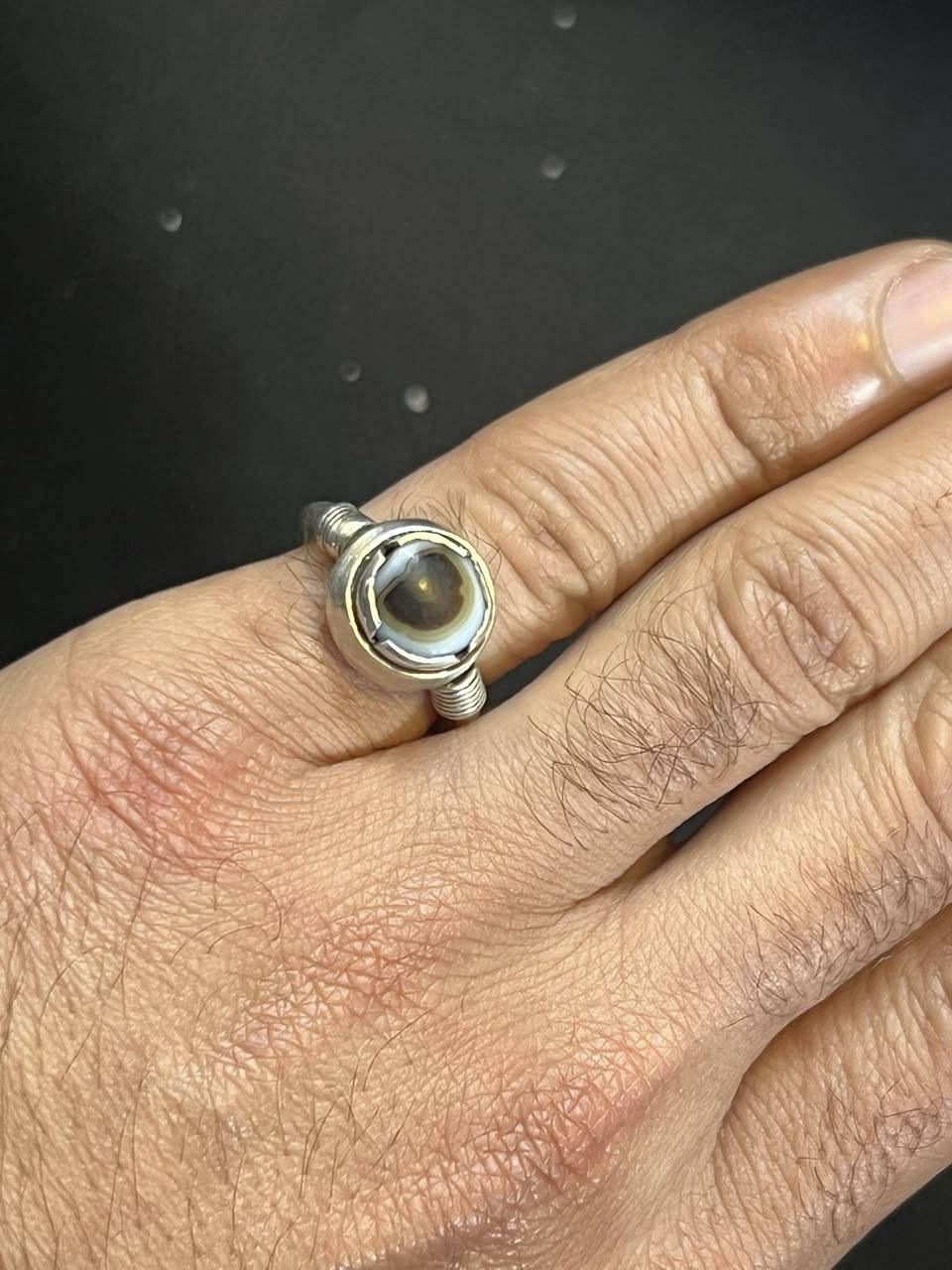 الميرزا جواد آغا الملکي التبریزي "ره" : يجب على الإنسان أن يسعي لتطهير قلبه أكثر من سائر الأمور ، لأن القلب هو مكان الله‼️ و تطهير القلب قد يكون بالتوبة النصوح لأن الباطن لايطهر إلا بالتوبة ...

 اسرار الصلاة ، ص٤٩
جزع يماني طبقات صياغه يدويه 
بغداد م الصدر 
***********
