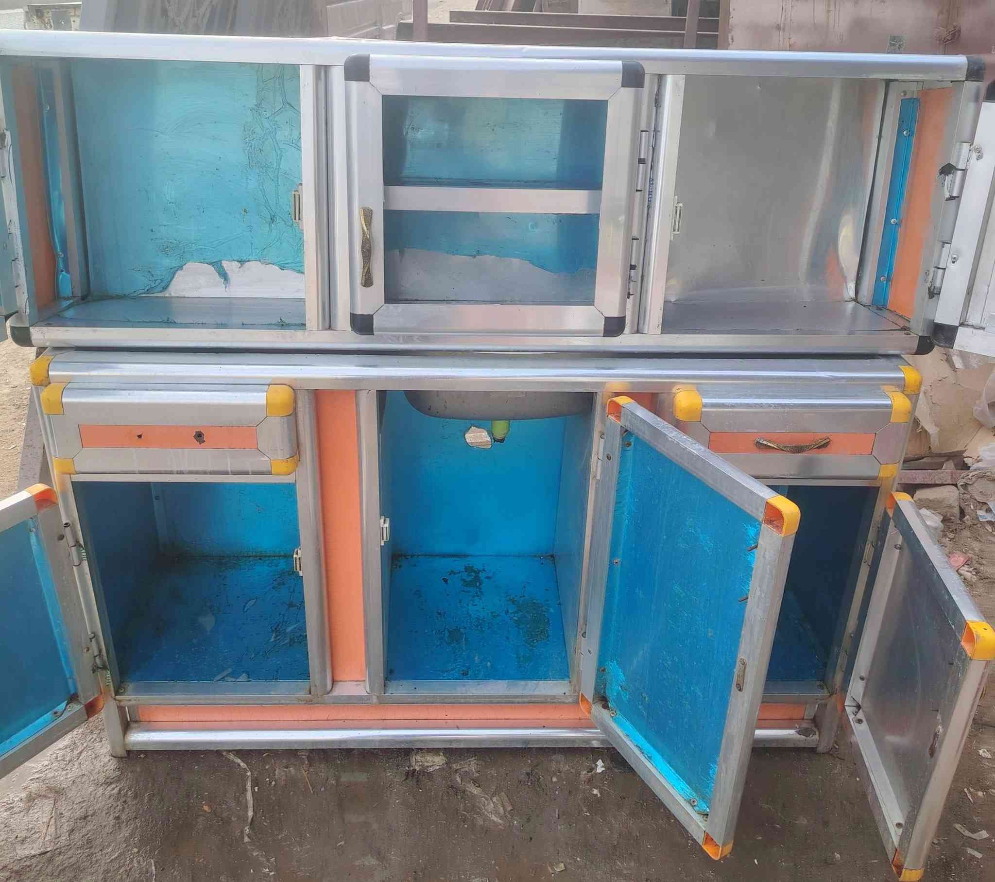 السلام عليكم غطاس شركة انجيكو حجم الكبير جديد غير مستخدم كاونتر قطعتين سخان الطحان الاصلي سنك حوضين اسعار مناسبه تفضل خاص وتدلل المكان بابل مركز المدينه  ***********
