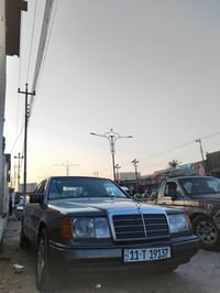 مرسيدس دب • ١٩٨٧ • رقم بغداد