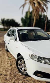 اوبتما البيع موديل 2010 سياره جديده تخم تاير حدايده كير محرك سياره بيه...