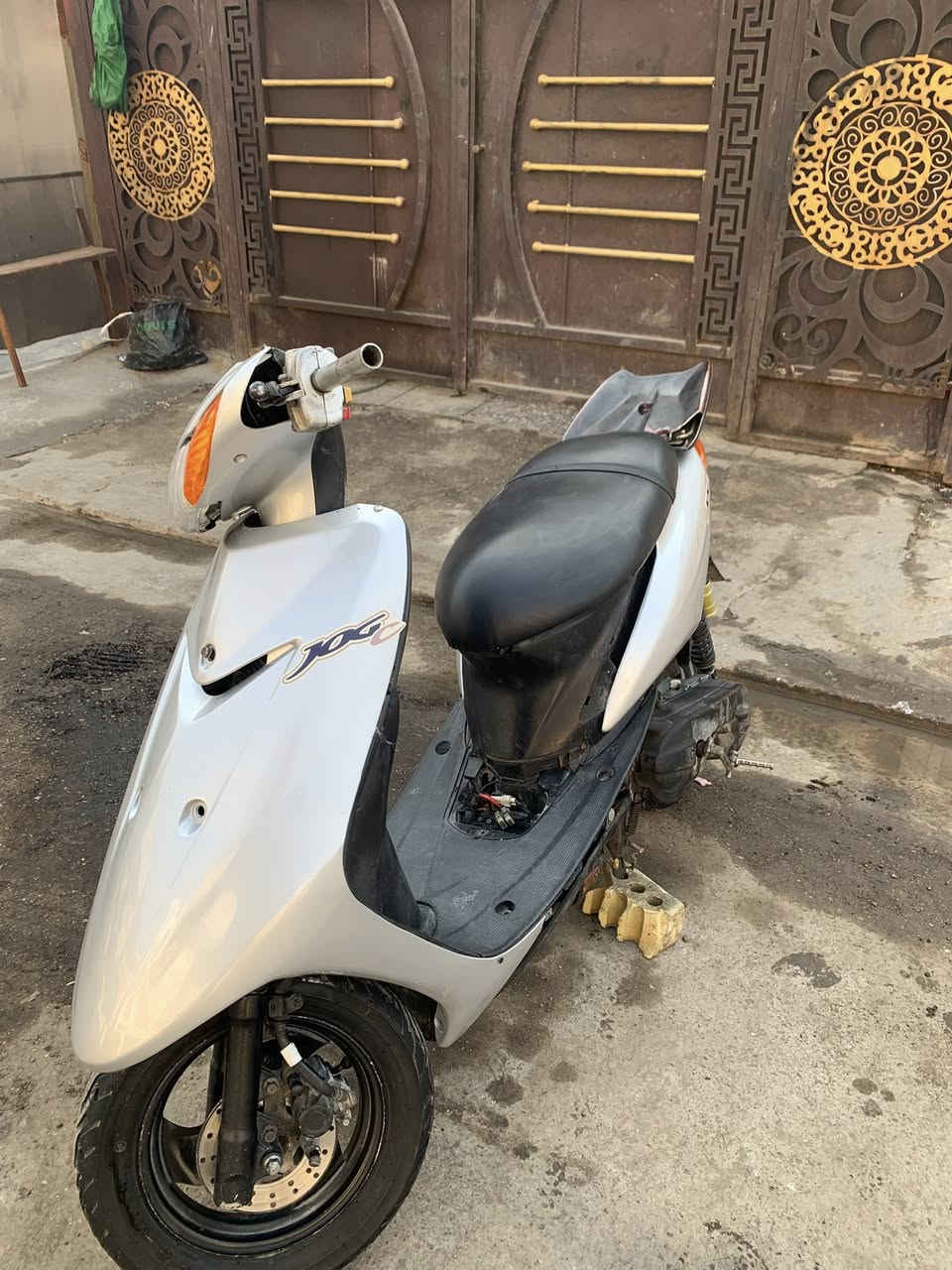 السلام عليكم عصفوريه أبيع كوم حديد فجئه طفت أبيع هاذ الموجود السعر 75 مكان حي العامل***********
