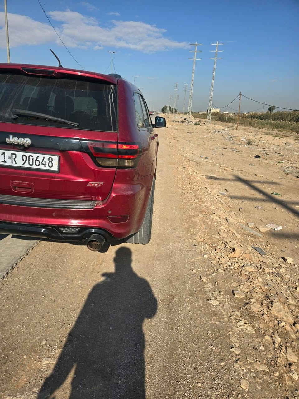 جيب 2012 محدث2021 هيمي فول مواصات السعر 150 الضرر قطعتين جاملغ امامي وخلفي للاستفسار *********** واتس اب
