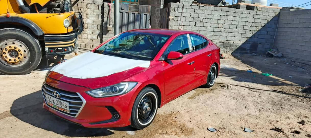 السلام عليكم 
النترا 2017 رقم بغداد الجديد باسمي (انكليزي)
سياره كير ماكينه 2000صدر خير من الله جاهزه ما بيها اي نقص 
منظومه تبريد ما بها اي نقص 
سياره حادثها بيبان سرقه بامريكا مبدلات فقط
وبالعراق بيها جاملغ خلفي الصبغ  ولدوسه ايضا بيها صبغ 
السعر : 109
العنوان  : بغداد ابو غريب.***********
