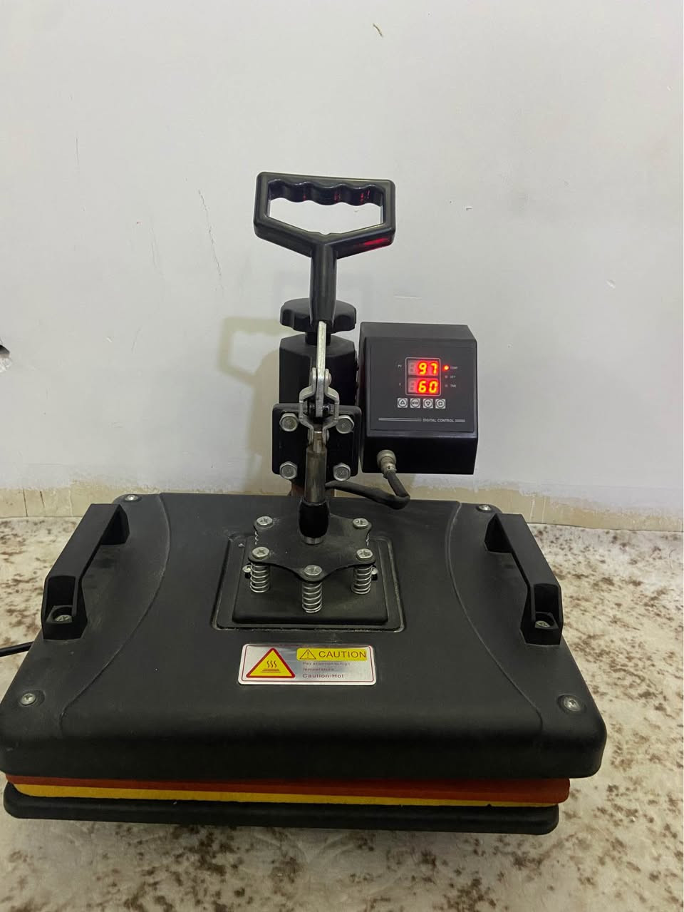 طابعة Epson L805 و كابسة للبيع 
مستعمل جديد فقط 10 ايام 
السعر 350$ دهوك, العراق


**إذا كنت صاحب هذا الإعلان وتريد حذفه لأي سبب، رجاءا أرسل رسالة إلى الدعم الفني**