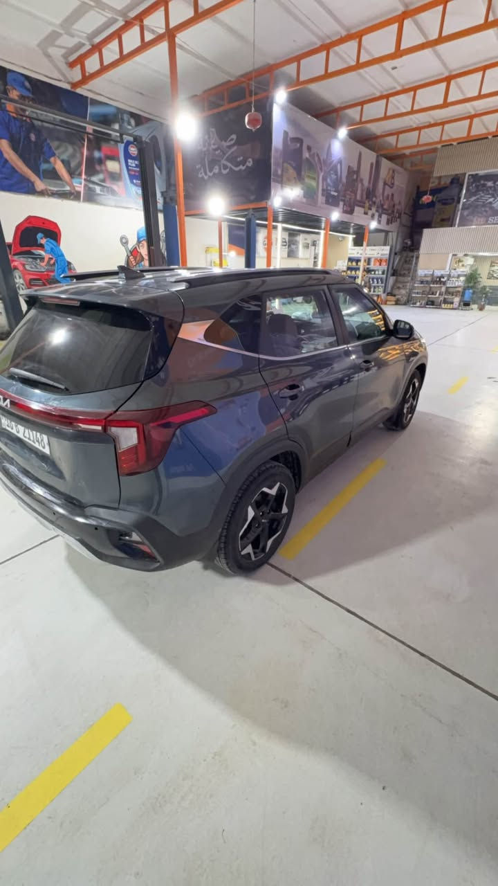 السلام عليكم

للبيع كيا سليتوس موديل 2024

محرك 2000 دوش

ماشية 22 الف كيلو

ضربته خفيفة بالباب مال الصدر

 ايرباك ستيرين فقط وراجع سستم

فول مواصفات عدا الفتحة

داخل لون مميز

قطعتين تبريد

اضاءة داخلية

بصمة

كشنات جلد

كرسي السايق كهرباء

تدفئة كشنات

وباقي المواصفات المعروفة

مرقمة بابل بأسمي تحويل ثاني يوم

السيارة كاملة وجاهزة

السعر 178$ 

للاستفسار الاتصال

*********** حلة, بابل
