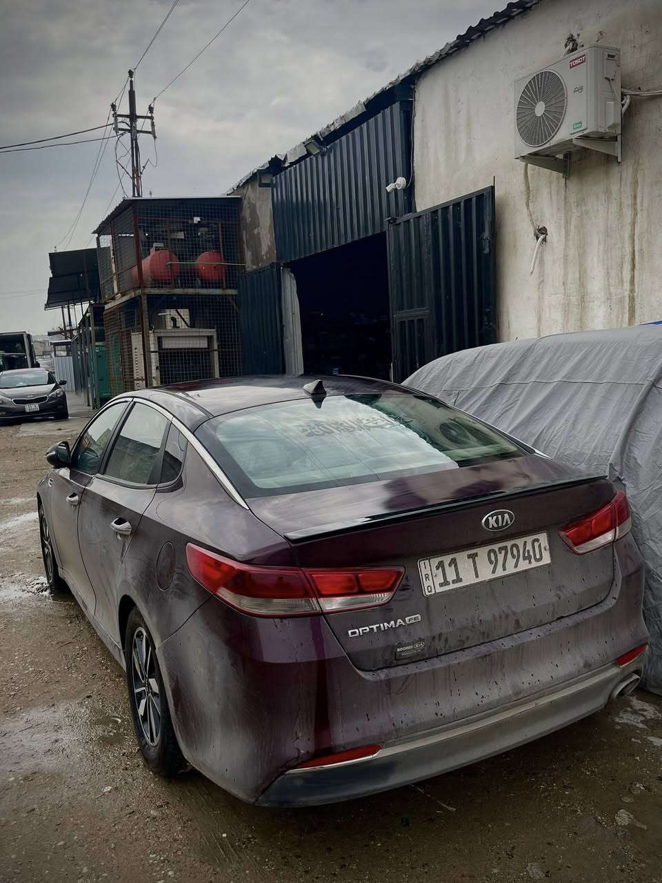 السلام عليكم حبايب اوبتيما 2016 fe الرقم الأنكليزي بَـ اسمي 2400 GDI كير ومحرك وباقي التفاصيل كفاله السيارة جديدة ماشيه 85 miles 
الضرر : حادثها من امريكا جاملغ وبنيد بدون دواخل  وبَـ العراق صار بيها باب السايق والتكمه وخلف باب السايق وجنطة ولحيم بسيط في الشاصي الأمامي 

للأستفسار : اتصال + واتساب 
***********
