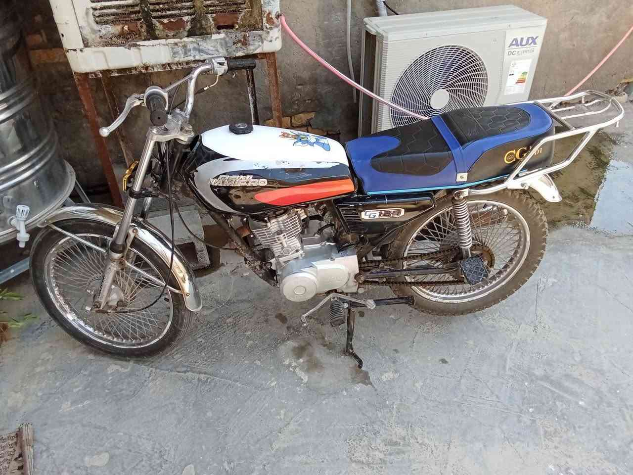 دراجه لبيع خير من الله مكفوله اوراقه كامله السعر 270 مكاني ديالى بعقوبه الحكيم 
***********
