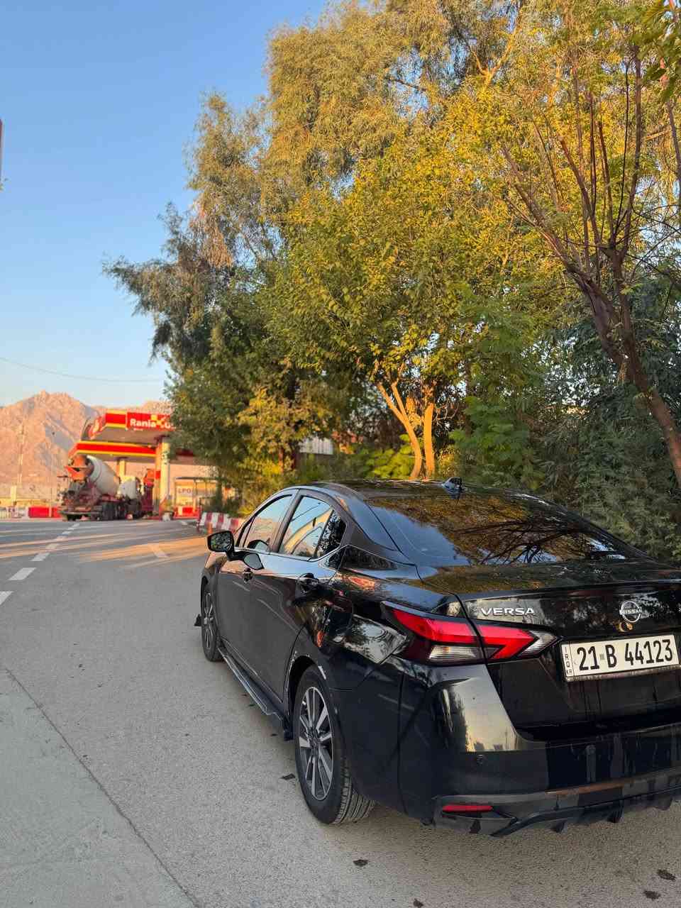 نیسان ڤێرسا 2023 مواسه‌فات sv 
گێڕو مه‌كینه‌ به‌شه‌رت 
1 پارچه‌و په‌ڵه‌یه‌كی هه‌یه‌ 
پێشوپشت كه‌پس 

54 هەزار ڕۆشتوە
حاسه‌  پشتو پێش 

128  مه‌جالێكی كه‌م 

سه‌نه‌وی نوێیه‌ 
به‌ناوی خۆمه‌ 
ژمارەی خاوەنی 
*********** رانية, السليمانية
