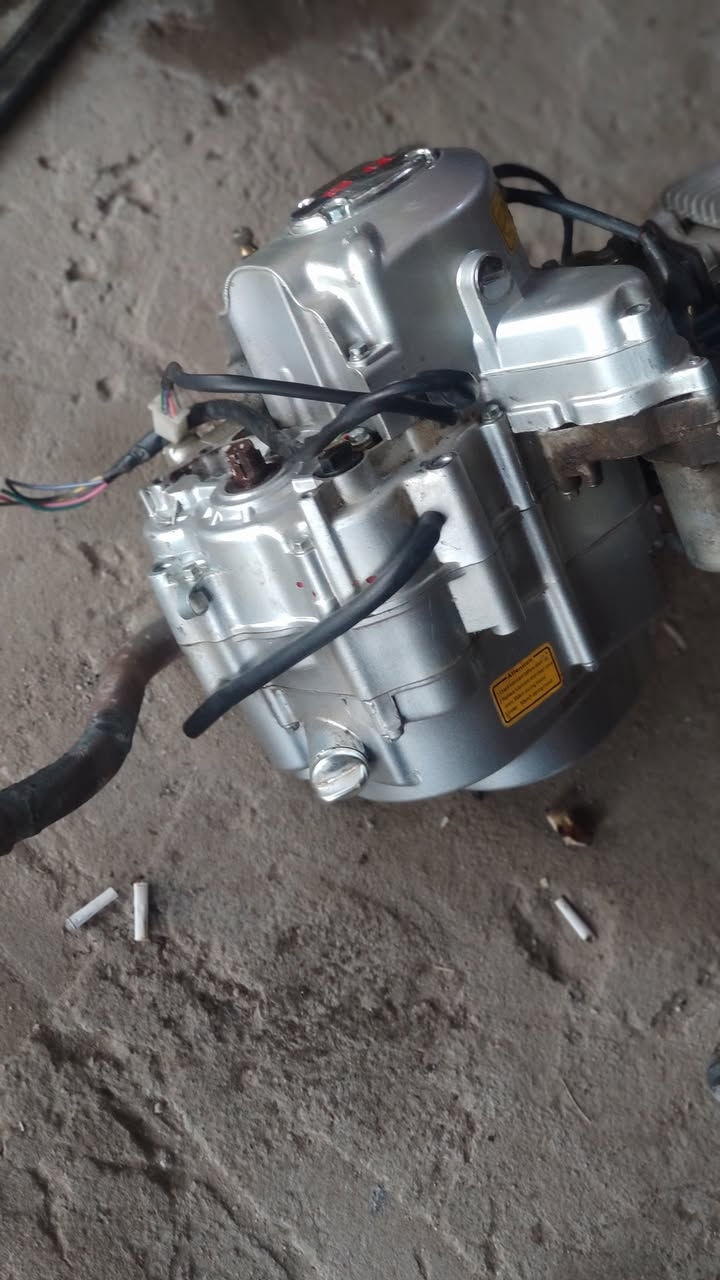 سلام عليكم عندي هذه المحرك جديدمامستخدم محرك موزه حجم 100 خاص مفتوح وهذه رقمي ***********
