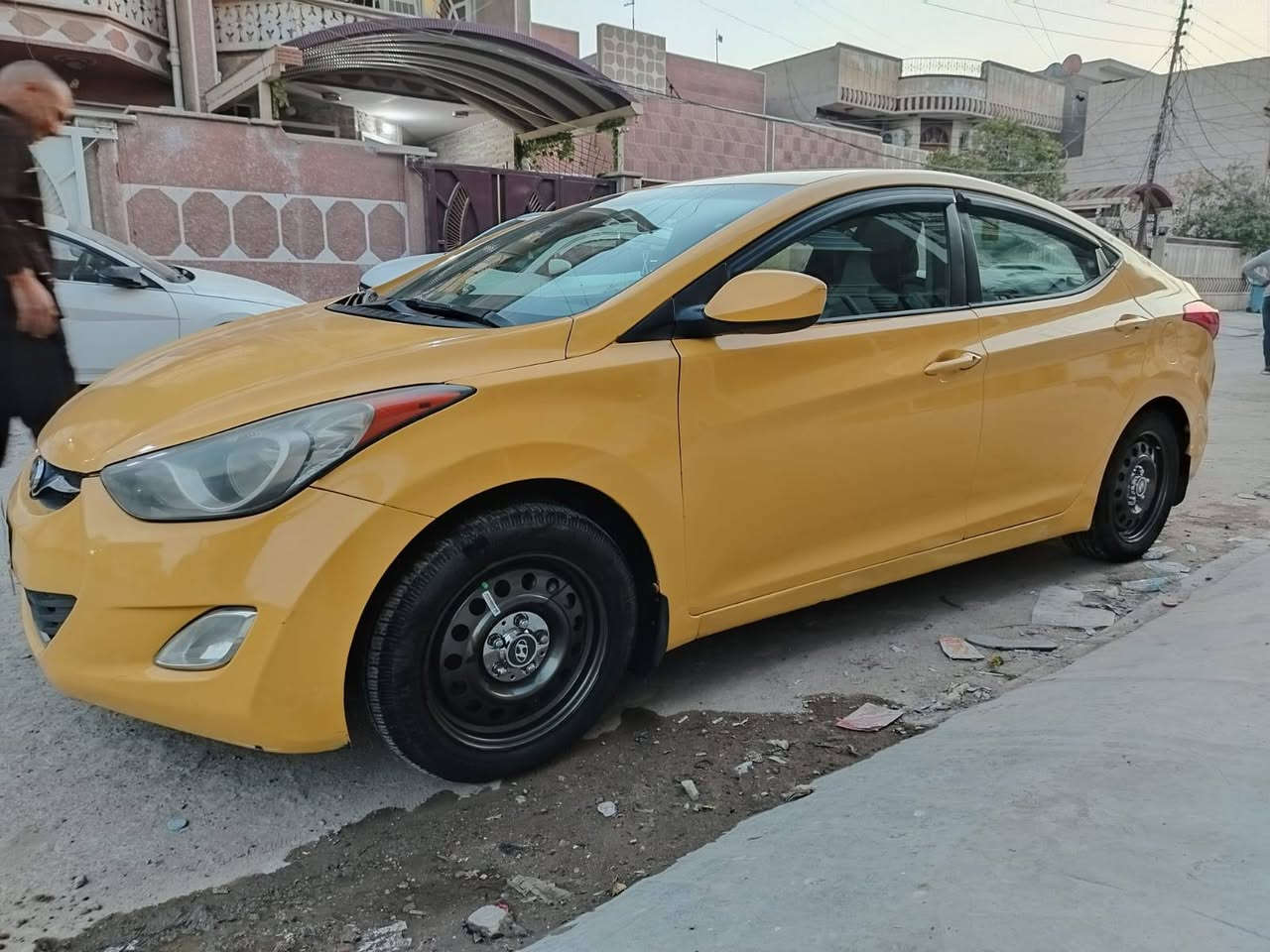 السلام عليكم النترا ٢٠١٢حادث بنيد مبدل وتعمير بالجاملغ سياره جديده مكينه كير جدد صدر امامي خلغي جديد  تايرات جددصبغتهه كلش حلوه السعر ٩٨بيهه مجال للاستفسار الاتصال ***********مكان بغداد الشعب شارع الصحه
