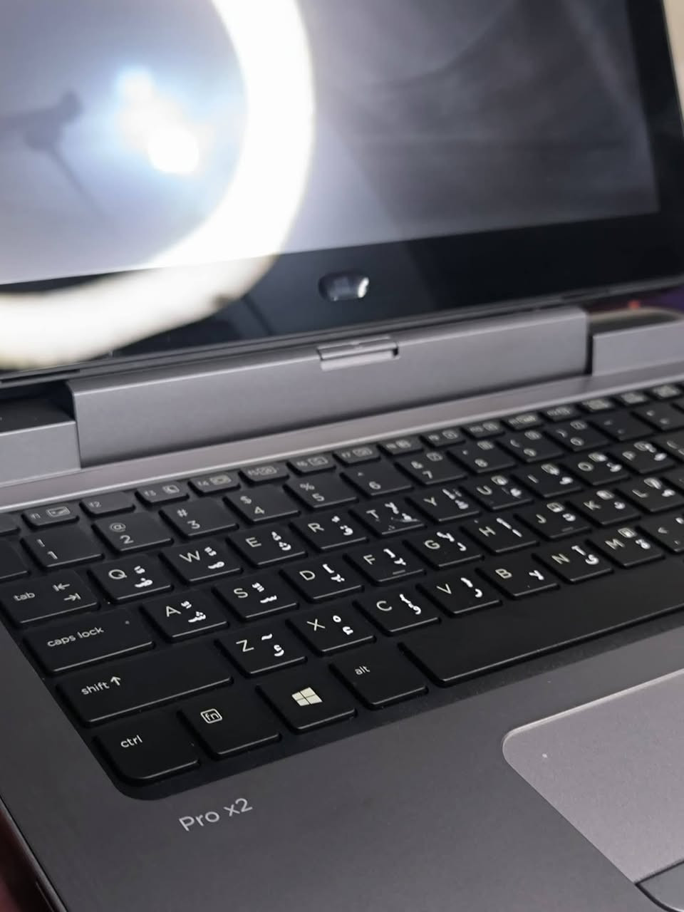 سعر مناسب
Hp pro x2 612 G1 
بمواصفات مناسبه للبرامج  المكتبية  والحسابية والتصفح 
بسعر 160 الف دينار عراقي
Cpu Cor i5 gen 4
Hard 128ssd GB nvme 
Ram 4GB DDR4  قابل للتطوير 
Screen 11"
 تنفصل لمس تاب 
VGA intel 4GB  داخلي 
Back-light Ar-En ضوئي 
Charger dell شاحن اصلي 
يمكن للزبون فحص اللابتوب وتشغيله والتأكد من المواصفات قبل الاستلام  اللابتوب.
نسبة النظافة 95%
ضمان لمدة خمسة أيام للفحص في حالة وجود خلل مصنعي تستبدل بنفس الموديل حصرا 
عنوان المكتب بابل قضاء المحاويل 
للحاسبات للتواصل والحجز ***********
