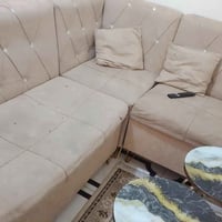 ديوان ٥ مقاعد • قماش مزرف • طبلات ٢