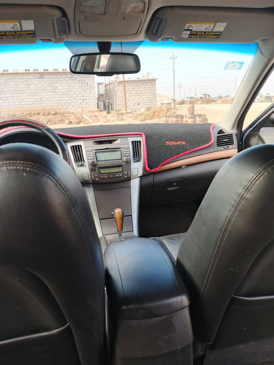 سوناتا موديل 10 سياره جاهزة مكينه وكير وحداديه تبريد تفئه كشنات كهربائيّة هيترات بلكشنات بصمه تشغيل وبصمه ابواب كصه جنطه متومه بغداد ورقم الاصلي المزغرف بيع او مراوس *********** واتساب موجود
