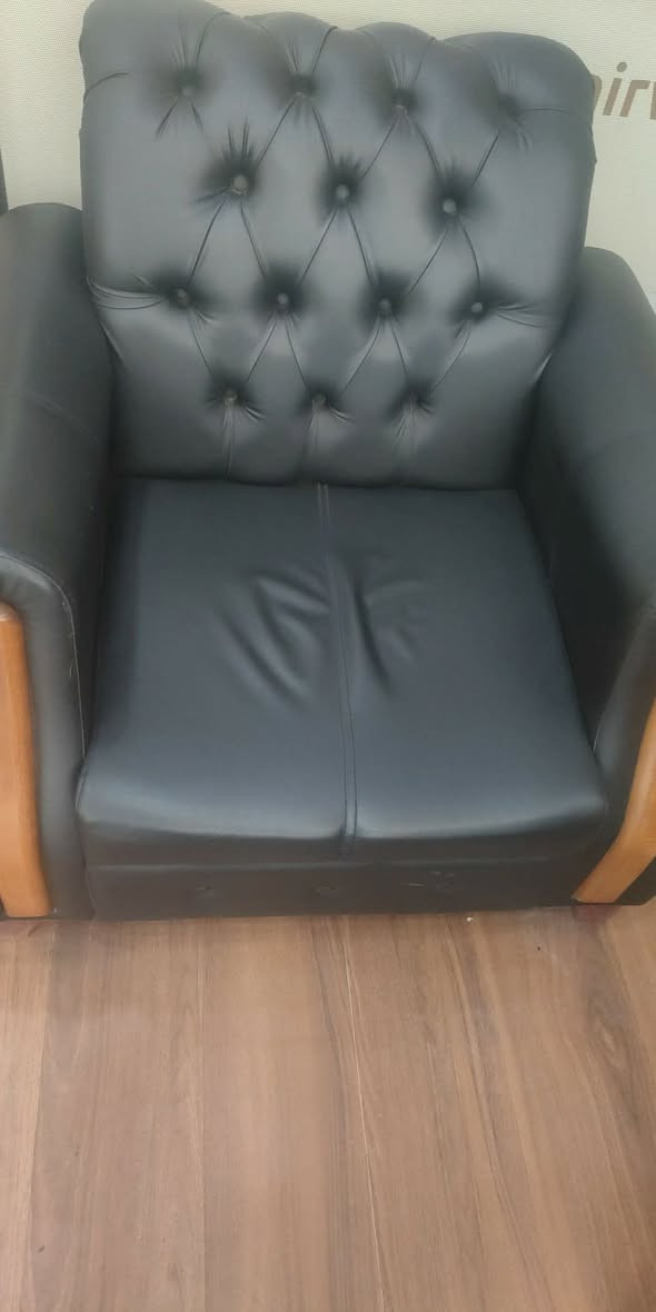 غراض مكتب كامل جدد من فاانا


**إذا كنت صاحب هذا الإعلان وتريد حذفه لأي سبب، رجاءا أرسل رسالة إلى الدعم الفني**