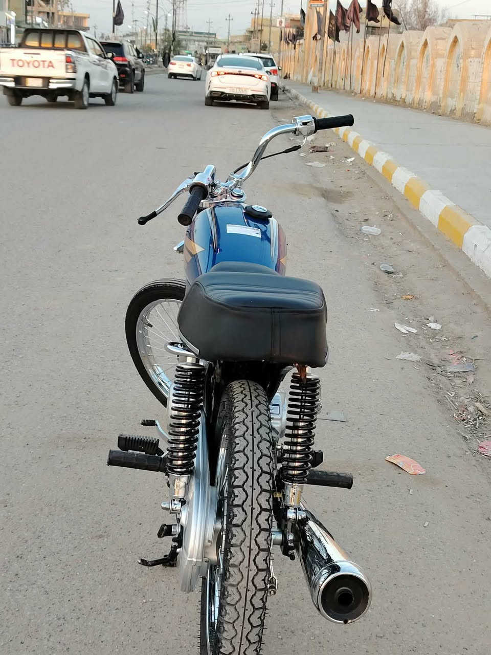 سلام عليكم دراجة للبيع كلك كلك تعمير جديد صاله شهر من تعمرت مكينه رابيدو وغراص كلها اصليه دراجة رزنه وتخبل بالمشي  وسعره مناسب مكان ناصريه قضاء الغراف متواجد خاص‏‪***********
