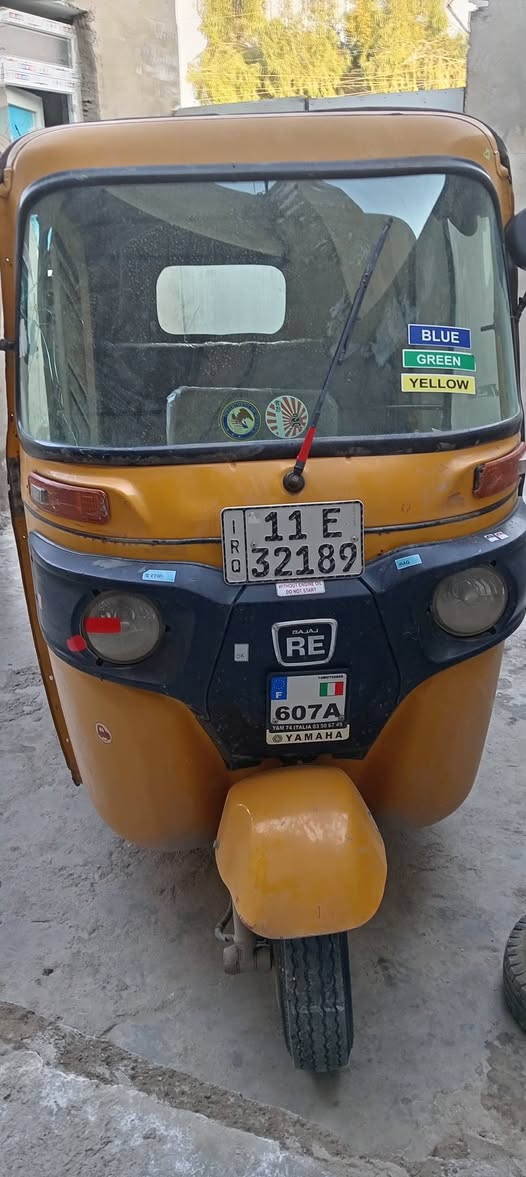 نظراً للوعود الكاذبة تكتك للبيع موديل 20 سعر 5 و700 وبيها مجال بسيط ***********
