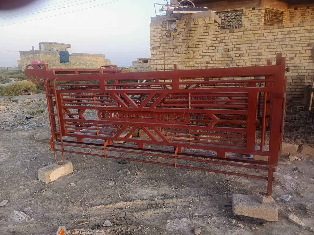 سلام عليكم محجر كيا للبيع توني مفصله تفصال جديد مصالة 3اشهر حديد درجة أولى محجر مرتب السعر 450 وبي مجال بسيط العنوان واسط الكوت مركز المدينة للاتصال على هذا الرقم ***********
