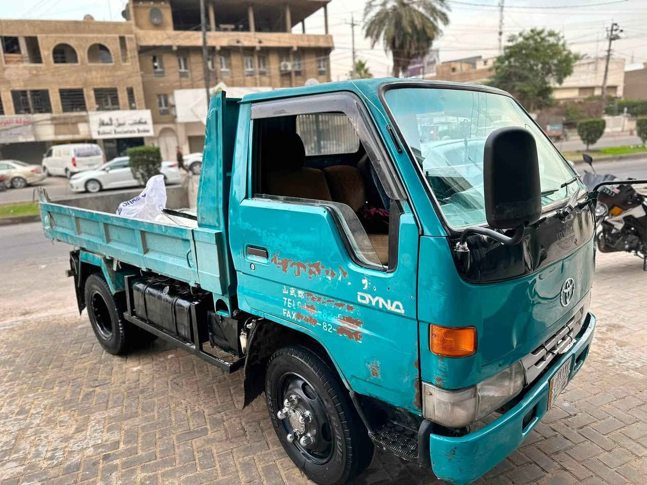سلام عليكم كنتر قلاب سياره جاهزه وخير من لله ونضيفه كفاله عامه من مكينه كهربائيات فوال سياره بسمي  سنويه 27 المكان بغداد المعامل ‭.                       ‭***********‬

