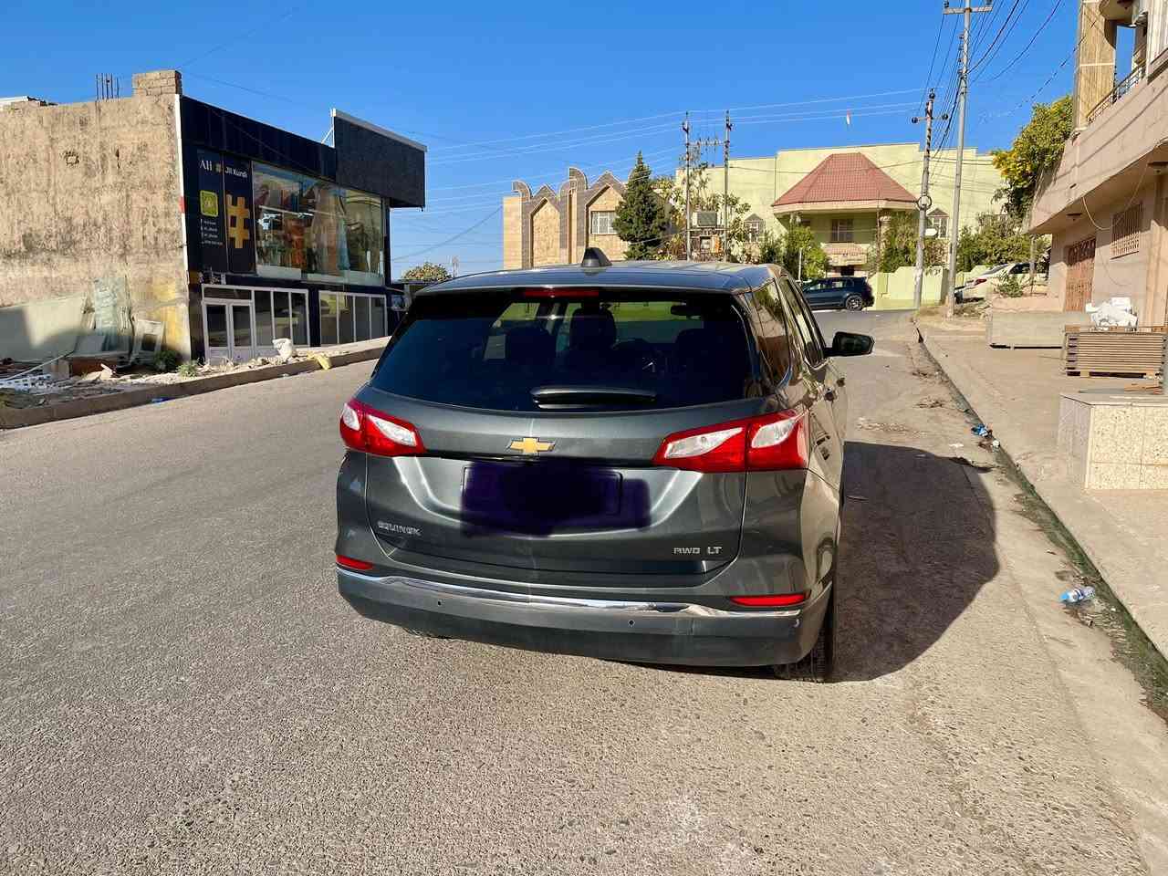 ‎🚗 شڤرۆلێت Equinox 2020 LTللبيع 🚗

‎نظيفة جداً، حادثها جاملغ وباب النفر امامي ،بحالة ممتازة وجاهزة للاستخدام الفوري.
 للتواصل على السعر الاتصال على الرقم ***********متوفر واتس وفايبر 

‎🔹 رادار الخط (مساعدة البقاء في المسار)

‎🔹 حساسات أمامية وخلفية لركن السيارة

‎🔹 تحذير النقطة العمياء

‎🔹 فرامل طوارئ أوتوماتيكية (Brake Assist)

‎🔹 نظام التشغيل والإيقاف التلقائي (Auto Start/Stop)

‎🔹 اتصال Bluetooth

‎🔹 دعم Apple CarPlay وAndroid Auto

‎🔹 قفل أوتوماتيكي بعد بضع ثوانٍ من مغادرة السيارة

‎🔹 4 نوافذ أوتوماتيكية

‎🔹 أضواء LED أمامية وخلفية دهوك, العراق
