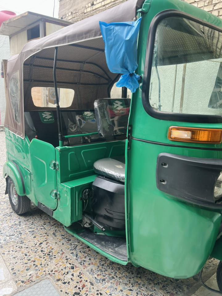 السلام عليكم… تكتك مديل 2022 الشهر الـ7  رقم بغداد انكليزي باسمي ثاني يوم تحويل دوس ابلادي ممعمره تكتك حلوه والمكينه خير من الله عارضها 8300 وبيها مجال حك الجيه هـ*********** مكاني مدينه الصدر
