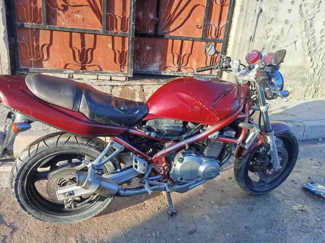 باندا كريستال الحجم 400 تحريكه معدل فول للبيع سعر 600 المكان الايمن استفسار ***********
