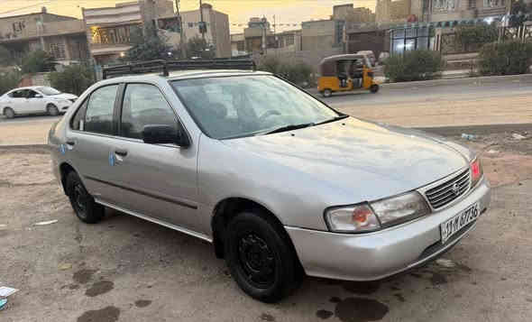 نيسان سني ياباني موديل1995
محرك 1600كير اوتو خيرمن الله تبريد شغال نقص غاز فقط
تخم تاير جديد
صدر امامي خلفي جديد 
مصبوغه فرن جماليه بدون ضرار
سعر43وبيهامجال عنواني بغداد
***********
