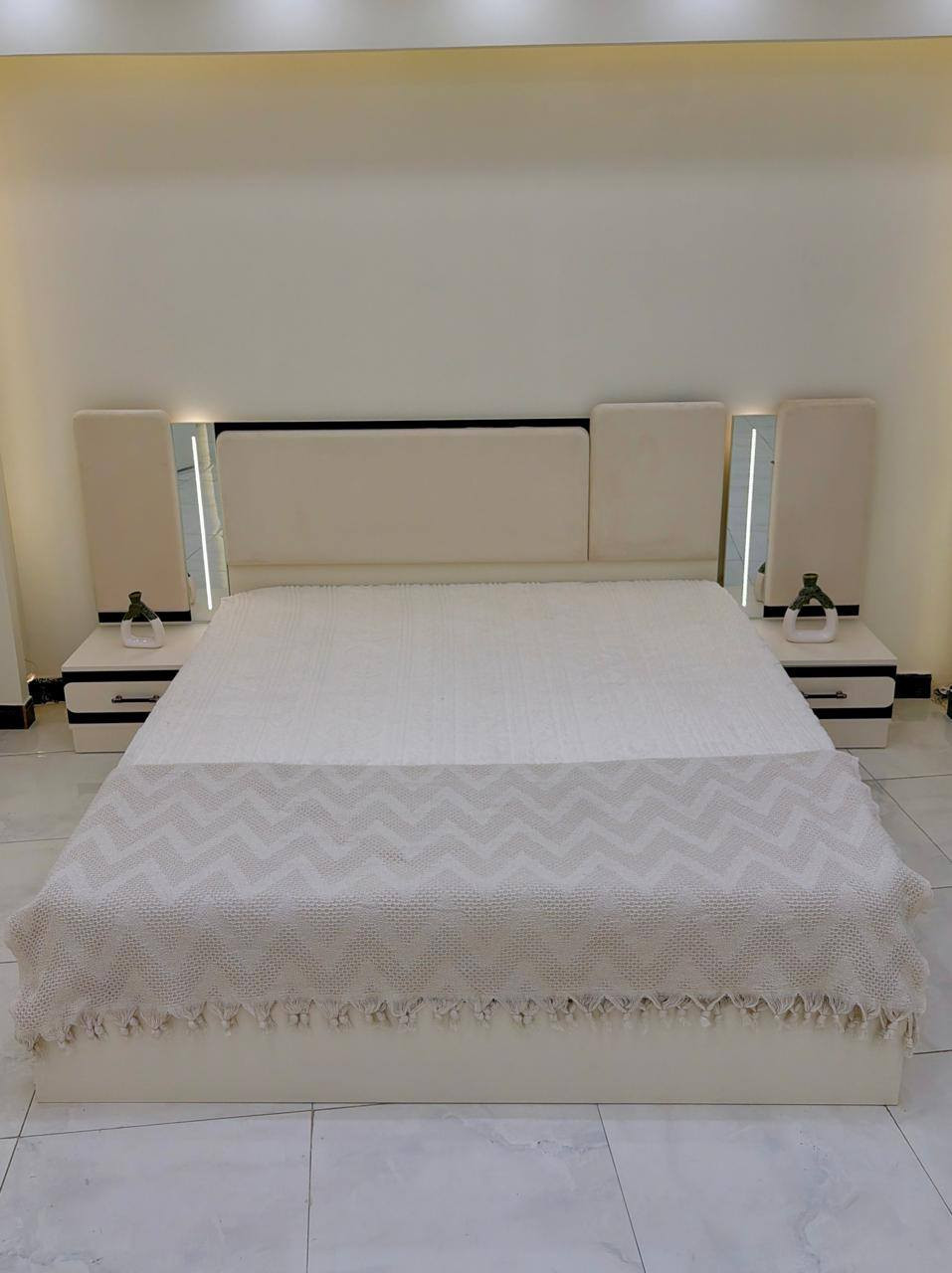 اهلاً وسهلاً بكم زبائننا ✨
تقدم لكم مجموعه الزيادي للااثاث التركي

*تم تفريغ موديل فيزون *

✨متكون من 7 قطع 
✨كنتور مع ملحق  ٣ امتار 
✨كومدي اناره 
✨ميز تواليت اناره 
✨سرير مخزن
✨طابورية 
 

⚠️ ملاحظة: البيع بالنقد فقط 🚫

📲 راسلنا الأن وأحصل على كافة التفاصيل - او شرفنا بالزيارة 📍 العنوان نجف جامعه وفاء
الاستفسار مراسله الصفحه او تصال📞
***********
