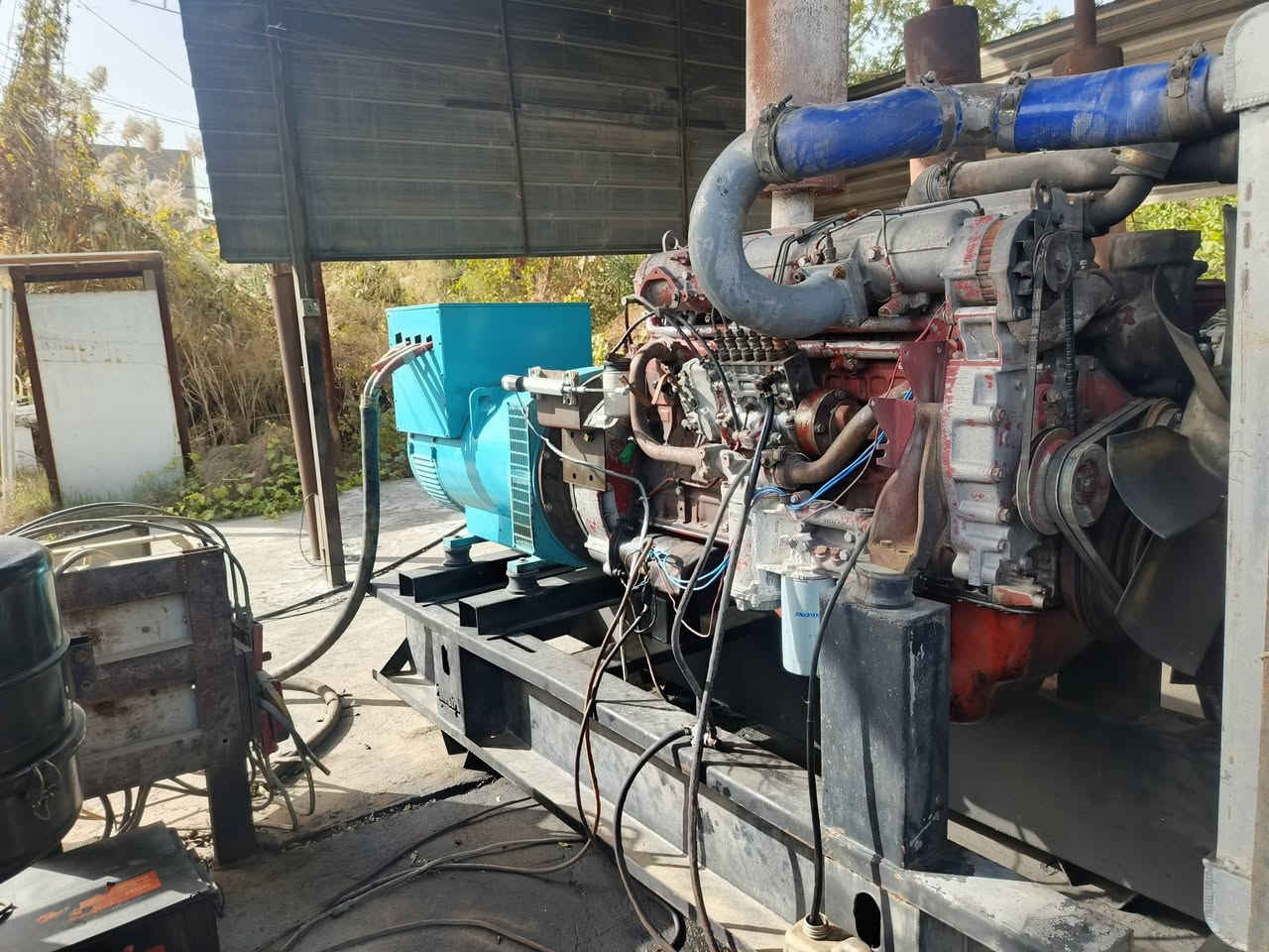 السلام عليكم 
موقع مولده للبيع في نجف كوفه حي ميسان شارع البواري يحتوي الموقع على مكاين عدد 2 افيكو 137 روس التوليد 380 ستندر الحمل 900 حصت الكاز 340 الموقع مجهز ب الكاميرات تانكي خزن 28 الف تانكي شغال 2 الف للاستفسار الاتصال على الرقم 
***********
