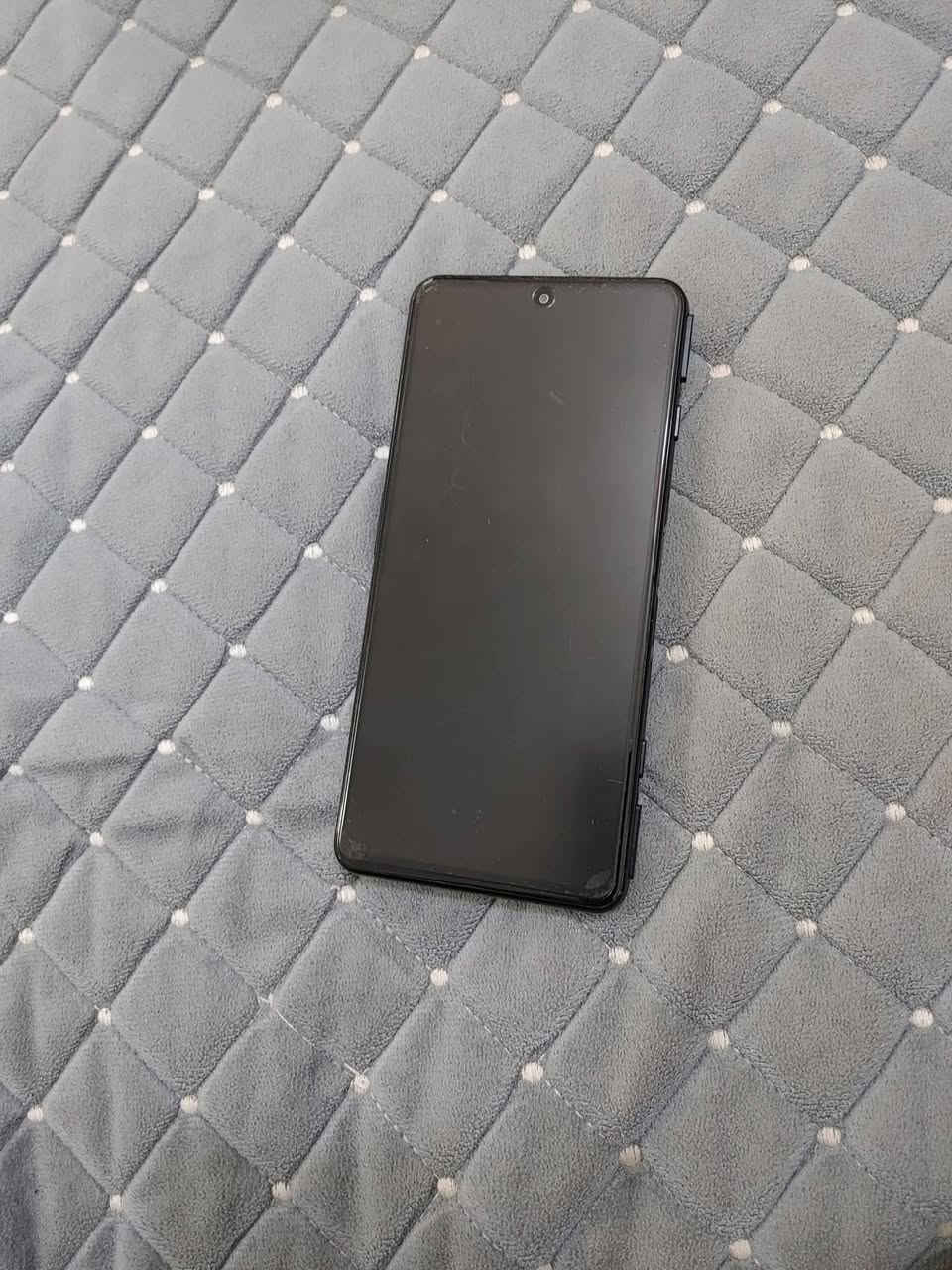 بلاك شارك4 
ملحقاته كلهن يجن ويا
ذاكره/128/عشوائيه12
بي خلل بل بطاريه فقط شرط الفحص 
مكاني نجف الاشرف
***********
