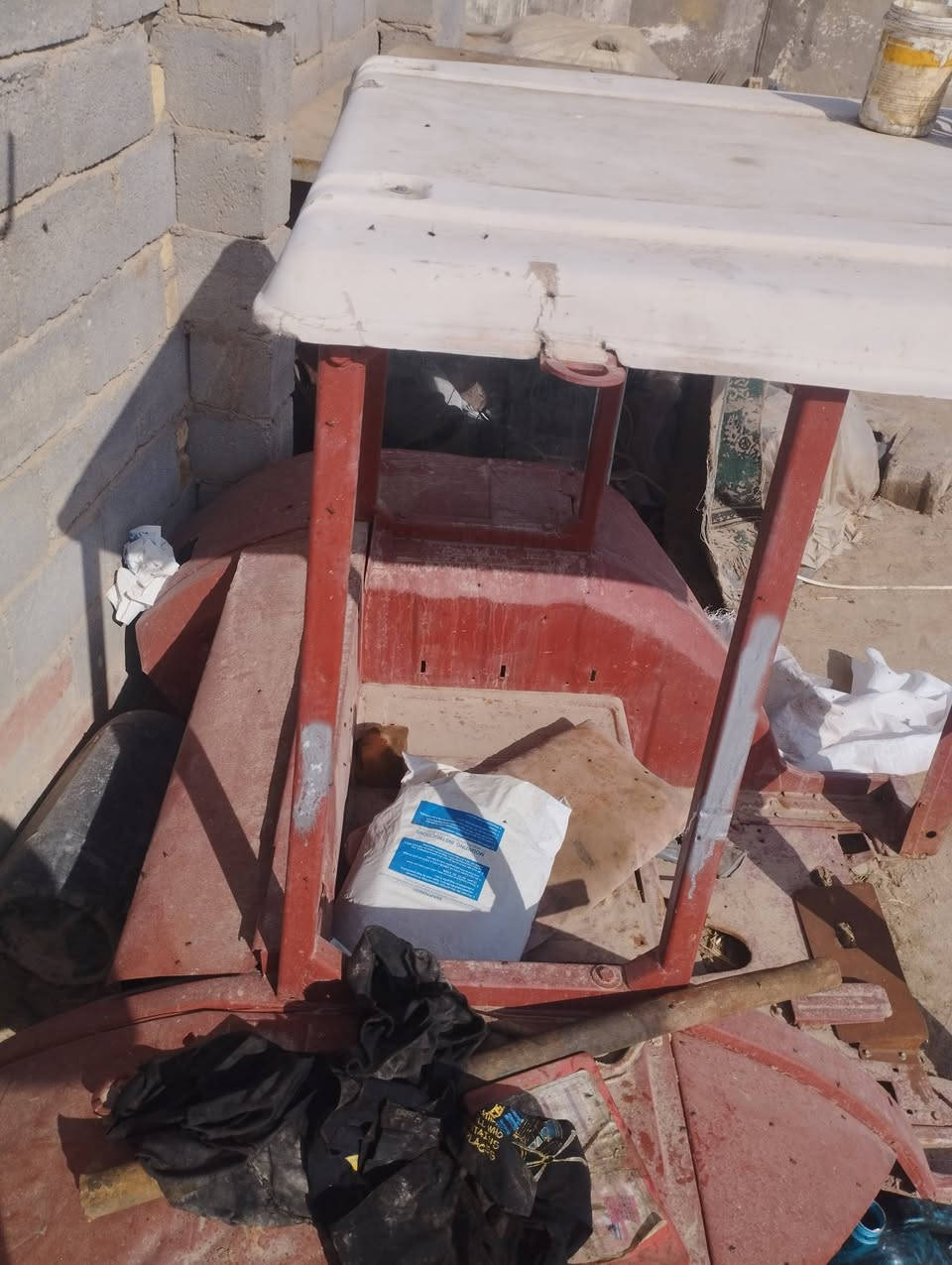 تفصيخ بلاروس 
غراض موجوده الشراي يتصل وبخدمته مكان ناصريه الفهود ***********
