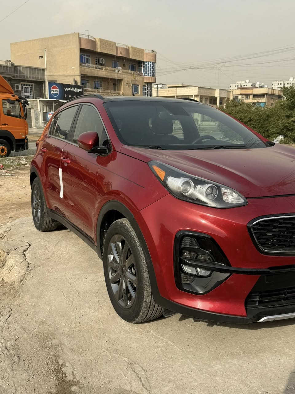 النوع:كيا سبورتج
الموديل: 2021
حجم المحرك: 2.400
عداد المسافه:35 الف
امريكي قطعه وحده صبغ فقط البنيد بدون دواخل 
المواصفات:
فول 1/1
بصمه تشغيل
بصمه ابواب
بانوراما
كشنات تدفئه
كشن كهرباء
كشنات جلد
شاشه
كامرا دواره
رادارات 360
رادار امامي
تحديد مسار
تحكم ستيرن جهتين
مثبت سرعه
شاحن واير لس
سايد بريك. دكمه
اوتو هولد
فور ويل
وباقي المواصفات المعروفه

السعر :177$ 
الهاتف : *********** 
مكان السياره بغداد
