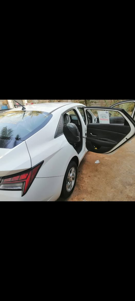 سلام عليكم افانتي مديل21 وارد كوري سيارة مامكفولة من الصبق سيارة كاملة كير مكينة كفالة تحويل ثاني يوم رقم*********** البصرة, العراق
