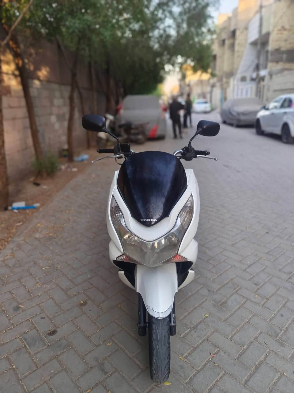 سلام عليكم بيس اكس جيل الاول موديل16 ياباني مكيه150 شلعه معدل حساسات كهربيات كله شغال سعر1300 عنوان مدينه الصدر رقمي***********
