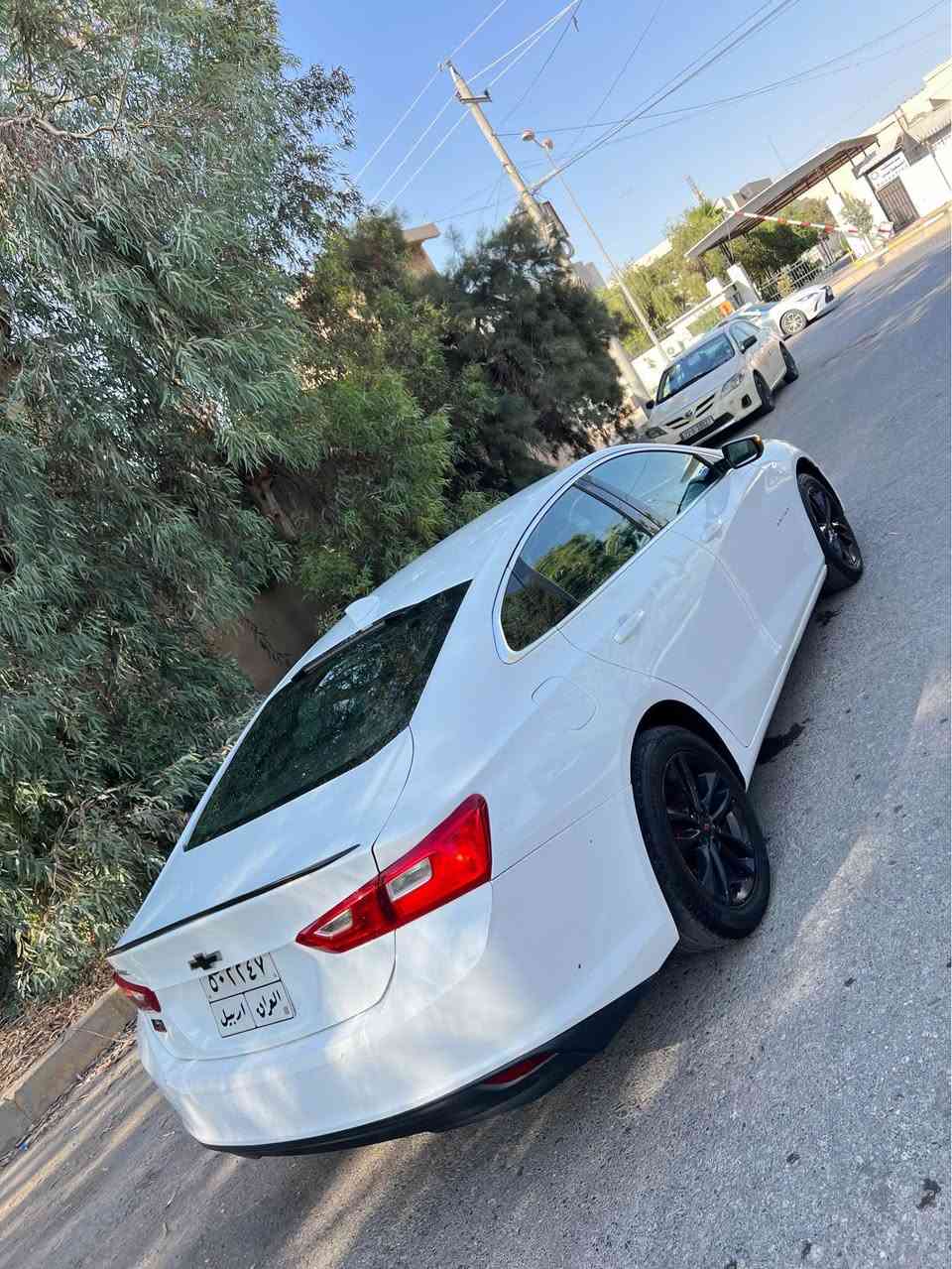 Malibu Lt 2017
نص مواصفات سيارة 
شاشة كبير 
ضرر قطعتين صبغ 
بدون دواخل  بدون ارباك 
كير محرك كفالة 
مكان اربيل 
سعر ٩٣ ورقة مجال 
واتساب *********** أربيل, العراق
