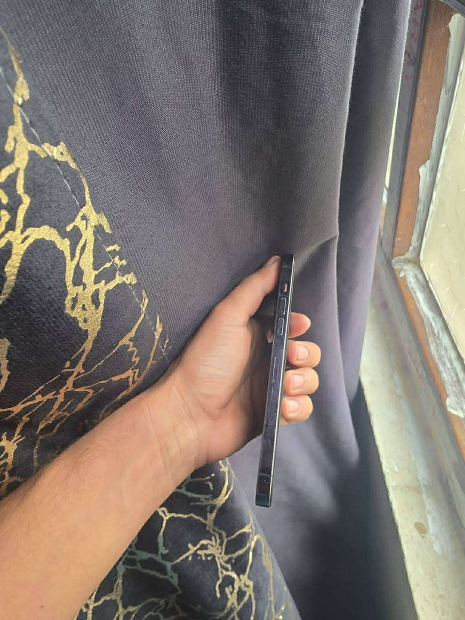 ايفون 14 برو ماكس ذاكره ١٢٨ مبدل بس شاشه و ٣ خيارات وبطاريه اصليه وكاله كل شي تمام كامره حلوه ومرتبه بيه بس الظهر شوي مفطور والفيس ايدي شغال بس مرات ما اعرف يشكل سعره ٧٥٠ الف
مكاني بغداد الدوره حي المعلمين حياكم ماكو توصيل او مراوس فقط بيع وباقي الاشياء مكفوله


**إذا كنت صاحب هذا الإعلان وتريد حذفه لأي سبب، رجاءا أرسل رسالة إلى الدعم الفني**