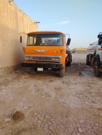 شاحنة • للتواصل