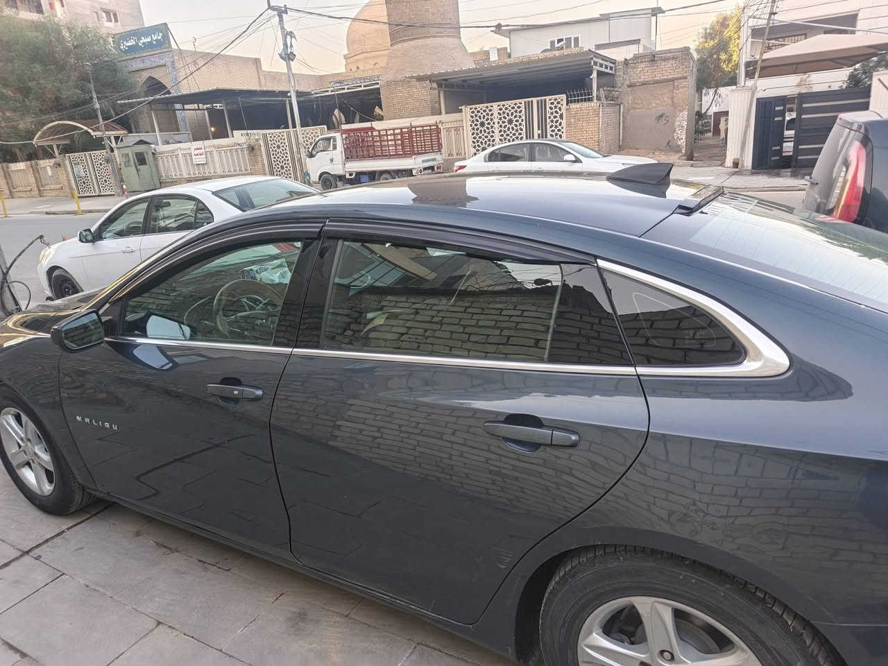 سلام عليكم ماليبو 2019 بغداد بسمي سنويه صاقطه بشهر ١١ محرك خير من الله صدر نص عمر الكير عاطل يعني ابيع الموجود تبريد تدفئه شغال  خير من الله السياره شغاله طقم إطارات جديد بطاريه جديده كهربائيات كلها شغاله الايرباك راجع سستم السعر قفل من الأخير حك الجيه والغده والعشه والجيره والعرف 80$ 
***********  أبو حمزة 
مكان السيارة بغداد السيديه نهايه شارع النخل
الي ما يعجبه المنشور خل يدعيلنه بالرزق
