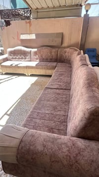 ديوان • للبيع • بي مجال