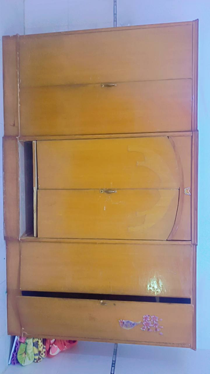 للبيع كنتور مستعمل  ابو 6 بيبان كامل  + جرباية  (مناسبات )🔥مكانه كربلاء للتواصل والاستفسار ***********
