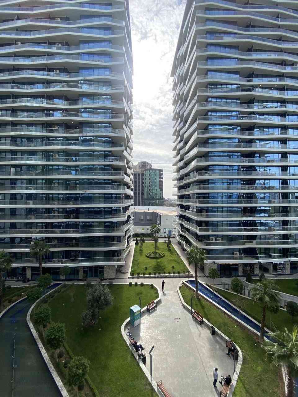 عروض للايـجار
🔹– فارغ  500$  /  MRF4

🔹– موثث  650$  / MRF4 

🔹– رويا تاورز  1+3  فارغ  / 650$

🔹– رويا تاورز   1+1 فارغ   / 350$

🔹– رويا تاورز    1+1 موثث  / 450$

🔹– امباير رويال 1+3 موثث  / 800$

🔹– امباير پيرل   1+0  فارغ / 300$

🔹– پارك ڤيوو   1+4 فارغ    / 900$

🔹– پارك ڤيوو   1+2 فارغ     / 700$ 

🔹– سنترو تاورز  1+2 فارغ   / 400$

🔹– لالاڤ ستي   1+2 فارغ    / 350$

كاوه عقارات مونيتةر

0750 099 89 89 

عقارات مۆنیتەر Monitor Real Estate
