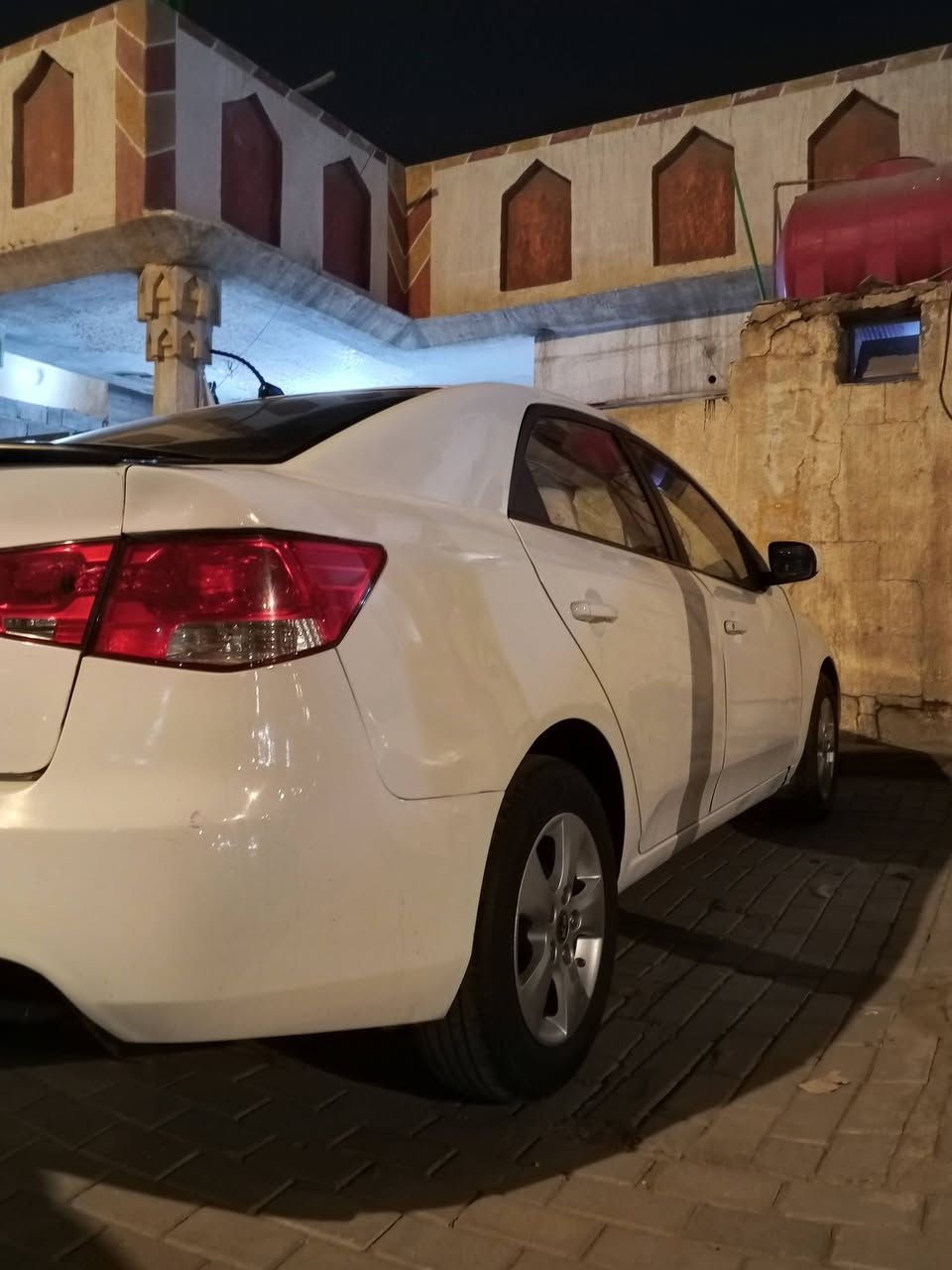 كيا سيراتو خليجي موديل 2010
(كير ومكينه وتبريد وحداديه وتخم تاير بالكفاله)
حالة البدي يوجد صبغ مكانات متفرغه  بدون ضربه وبدون معجون ولا يوجد ضرر داخلي او عيب شرعي 
رقم بصره سنويه لل٢٨ 
السعر ٧٧وبيها مجال للشراي 
مكاني بالبصره 
***********
