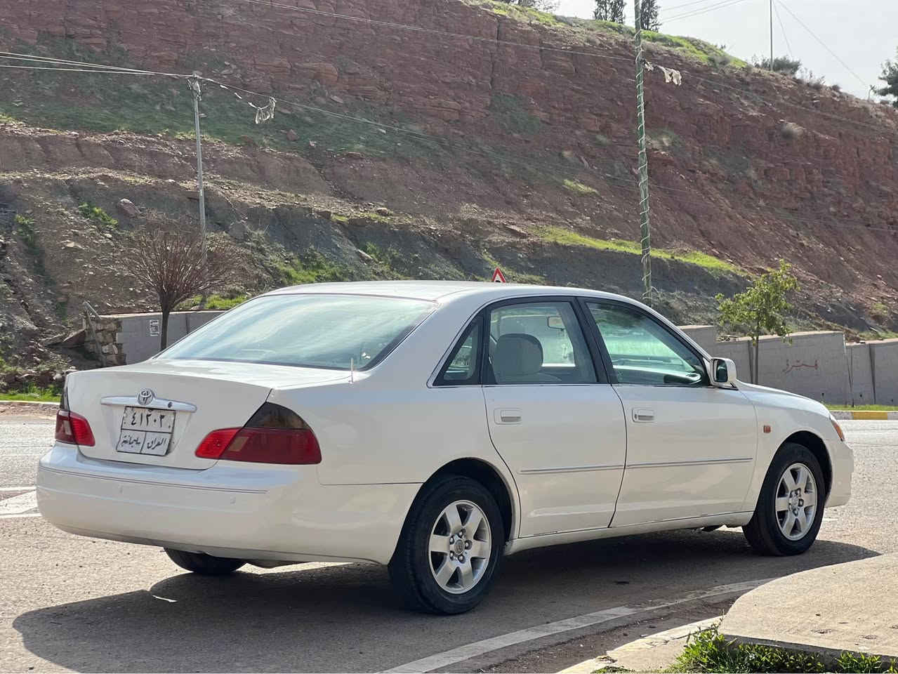 ئە ڤە لۆن ٢٠٠٢ محە سەن 
حیزام بۆیاخ پشتو پێشی کە پسە دە عمی نیە  مالی دۆستە
نرخی ٦٥ گەلاو محامەلە
***********
*********** كويسينجاك, أربيل
