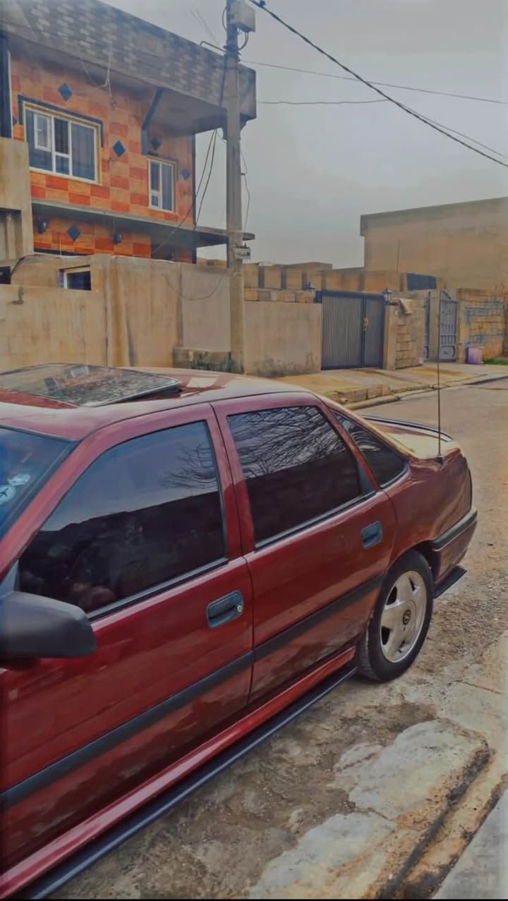 موديل 92 شكل 95 و فول سپؤرت 
گير و مه كينه به شه رتى ١٠٠ وه ستا 18 و اوتوماتيك و عادى 
مواصفات : شغال / جام كهربائى / جام شه فت / جام ره ش / سلايت / لايت هه لقه / لايت زينون / به گ لايت سپؤرت / گزؤز سپؤرت / صوت گزوز / ده بل ئيرباگ سوكان ده ژبول / ده بل فه قاز / شاشه / تيركه ى راديوو له گه ل سولف ئه كريته وه له گه ل كوژاندنه وه ى سه ياره دا ئه خرى / 
ده ستكاريه كى ته واوى كراوه چركه و ٥٠٠ دولار ده شكينم 
 سه ياره هى معرض نيه 
تكايه موشته رى نيت سه رى خؤم و خؤت مه هيشينه له گه ل ريزدا 
زانيارى زياتر و نرخ *********** 
ڤايبه ر واتساپيشى له سه ره أربيل, العراق
